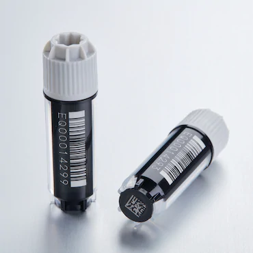 艾本德Eppendorf CryoStorage Vial, 2.0 mL, 不含 DNase、RNase、人類(lèi) DNA 和內(nèi)毒素；外螺紋，預(yù)先加蓋灰色管蓋，帶 2D SafeCode (DataMa